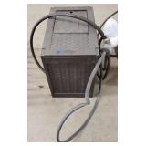 Suncast hose reel box