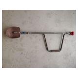 Ice fishing auger