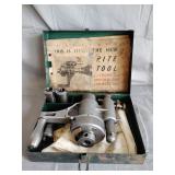 Rite Tool truing and undercutting commutator