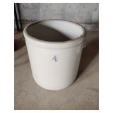 #4 marked 4 gallon crock