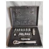 Craftsman 1/4&3/8 drive socket wrench set