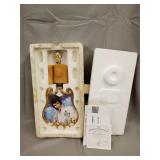 Elvis 1974 The Vegas Legend collector plate