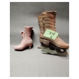 Ceramic shoe 4' and ice skate decor 6'