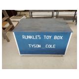 Large wooden box on casters 43' x 28.5' x 27.5'