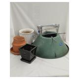 (1)Christmas Tree Stand (1)Metal Tub (4)Pots