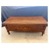 Cedar Blanket Chest on Legs 17.5ï¿½x 45ï¿½x 17.5ï¿½
