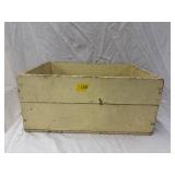 Painted Wood Crate 16.75ï¿½x7.5ï¿½x11 3/8ï¿½ with Chain