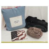 (1)Pillow (1)Mouse Pad (2)Bags