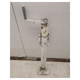Trailer jack 22' tall