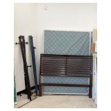 Queen Wood Slat Headboard ï¿½ Queen Box Springs &