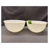 (2) Anchor Hocking FireKing Swirl Bowls 7ï¿½