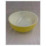Vintage Pyrex Yellow Mixing Bowl 4qt