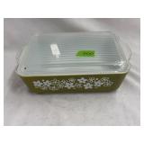 Pyrex Refrigerator Dish with Lid 1.5 Qt