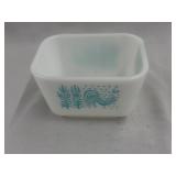 Vintage Pyrex Freezer Dish#30 Amish butterprint