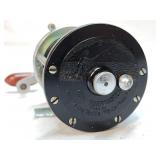 Vintage Penn Surfmaster No.200 Reel