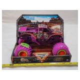 NIB Monster Jam Calavera 1/24 Scale