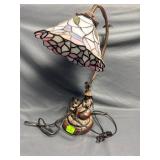 Tiffany-Style Table Lamp Featuring a Pink & White