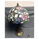 Tiffany Style Floral Stained Glass Table Lamp with