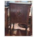 Antique Wood Side Cabinet 41'Hx22'Wx17'D