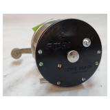 Vintage Penn 65 Long Beach Reel