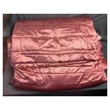 Perfect Fit Inc. Rose Comforter & (2) Pillow Shams