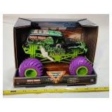 NIB Monster Jam Grave Digger 1/24 Scale