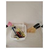Kitchen Utensil assortment & White Plastic Tub 12'