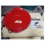 Kitchen living quesadilla maker