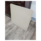 Card Table 33.5ï¿½x33.5ï¿½ Has Wear & Tear