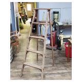Wooden 5ï¿½ Step Ladder