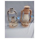 (2) Vintage Kerosene Lanterns 13.5ï¿½, 14.5ï¿½