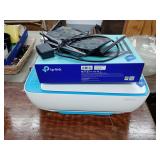 HP DESK JET 3652 PRINTER & ROUTER