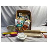 12ï¿½ by 18ï¿½ Box of Assorted Kitchen Supplies