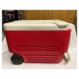 Igloo Wheelie-Cool 38-Quart Rolling Cooler