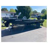 Lowe Stinger 175 Bass Boat & Lowe Trailer