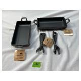2 Hawok Cast Iron Rectangular Dishes & 2 Forks