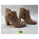 Hawkwell Khaki Pointed Toe Booties - Womenï¿½s 7