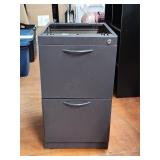 Metal Storage Cabinet 28'Hx15'ï¿½18'