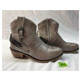 Vintage 93 Bentley Ankle Boots - Womenï¿½s 7M
