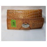 Nine West Wallet 7.5'