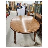 Kitchen Table w/ 2 Leaves