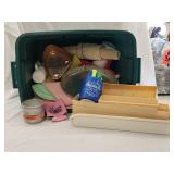 Vintage Kitchenware Including Buckeye Coffee Maker