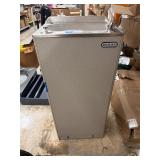 Elkay Drinking Fountain model EFA8 1L
