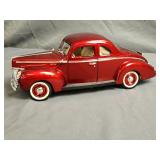1940 Ford Sedan 1/18 Diecast Toy Replica
