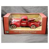 NIB Crown Premiums 1.24 Diecast 1937 Studebaker