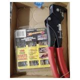 Ace rivet with Arrow rivet set