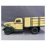 Fairfield Mint 1940 Ford Stake Truck 1:16 Scale