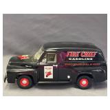1953 Ford F-100 Texaco 'Fire Chief' Van 1:18 Scale