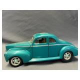 1940 Ford Deluxe Coupe Replica 1:18 Scale