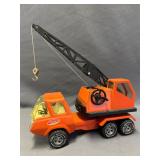 Tonka Pressed Steel Construction Crane Truck
